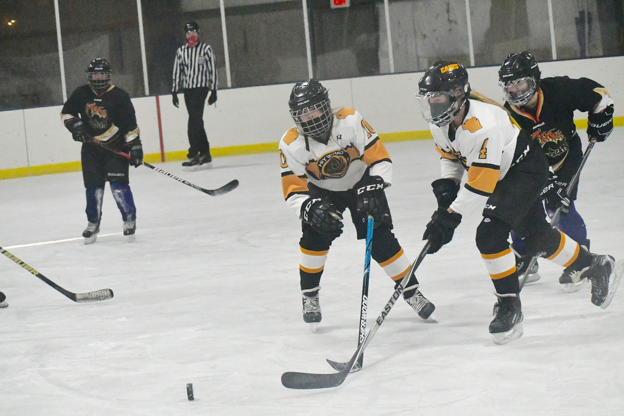 Girls 12U hockey